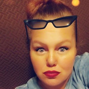 Meet your Posher, Cathy